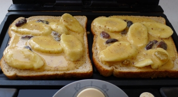 An image showing Banana Toastie