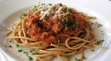 An image showing Beef and Lentil Bolognese